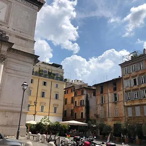 https://coronari-suite-a-love-nest-at-navona-square.it-romehotels.com